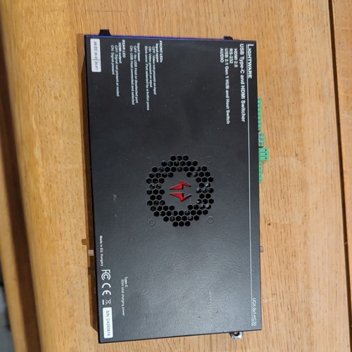 Ucx 2x1 hc30 usb - &, hdmi