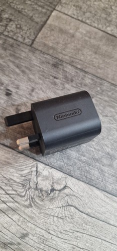 Official nintendo switch - nintendo,