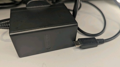Official nintendo switch - official,