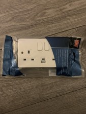 MK Integrated USB Double